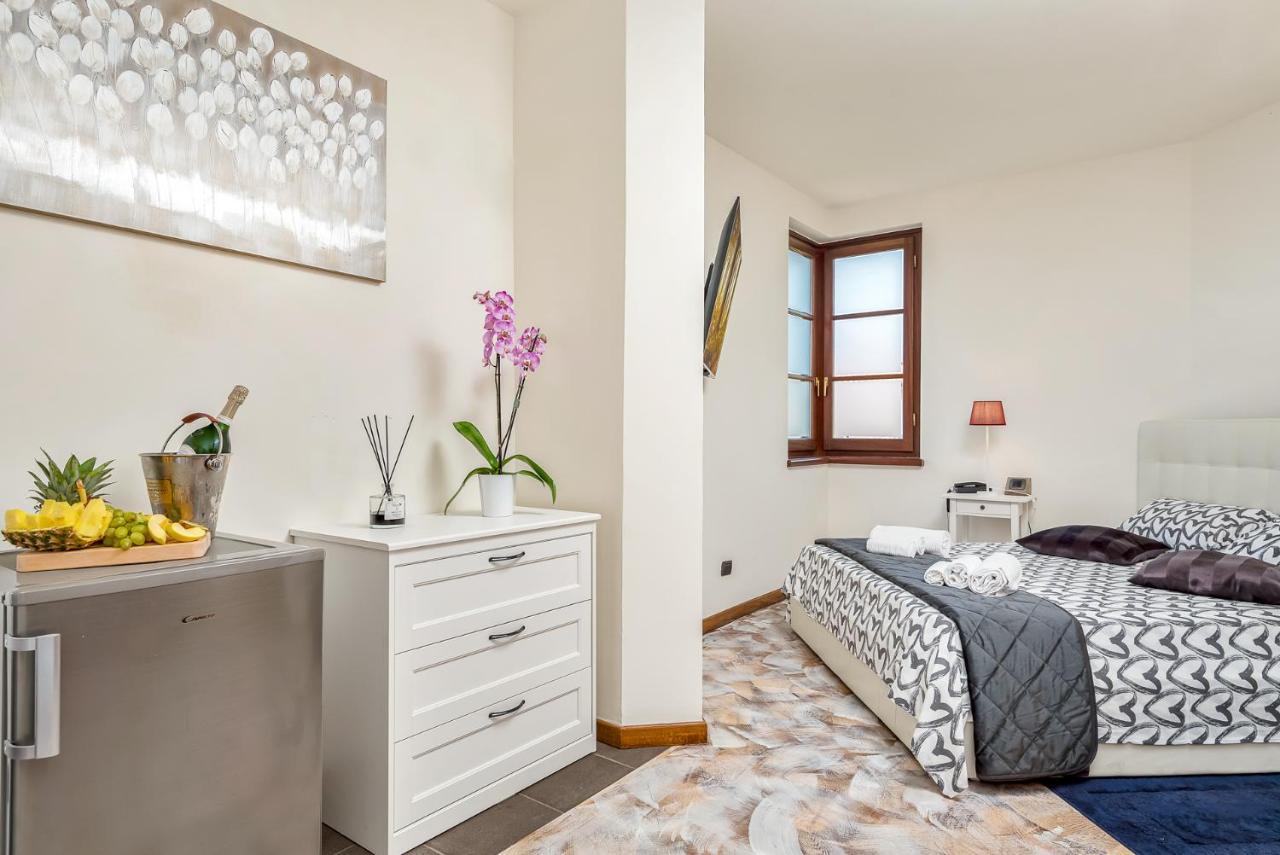 Hotel La Pietra Restaurant Fosdinovo Zewnętrze zdjęcie