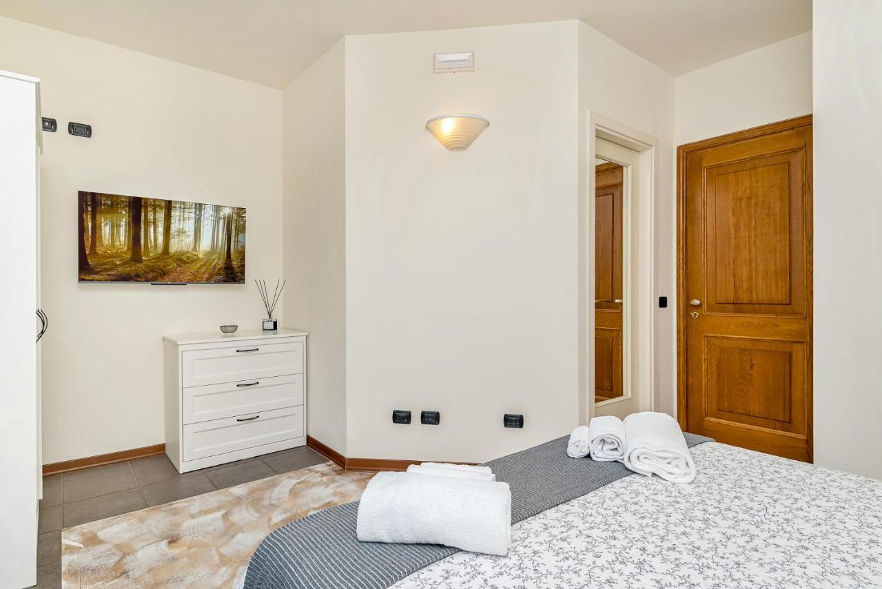 Hotel La Pietra Restaurant Fosdinovo Zewnętrze zdjęcie