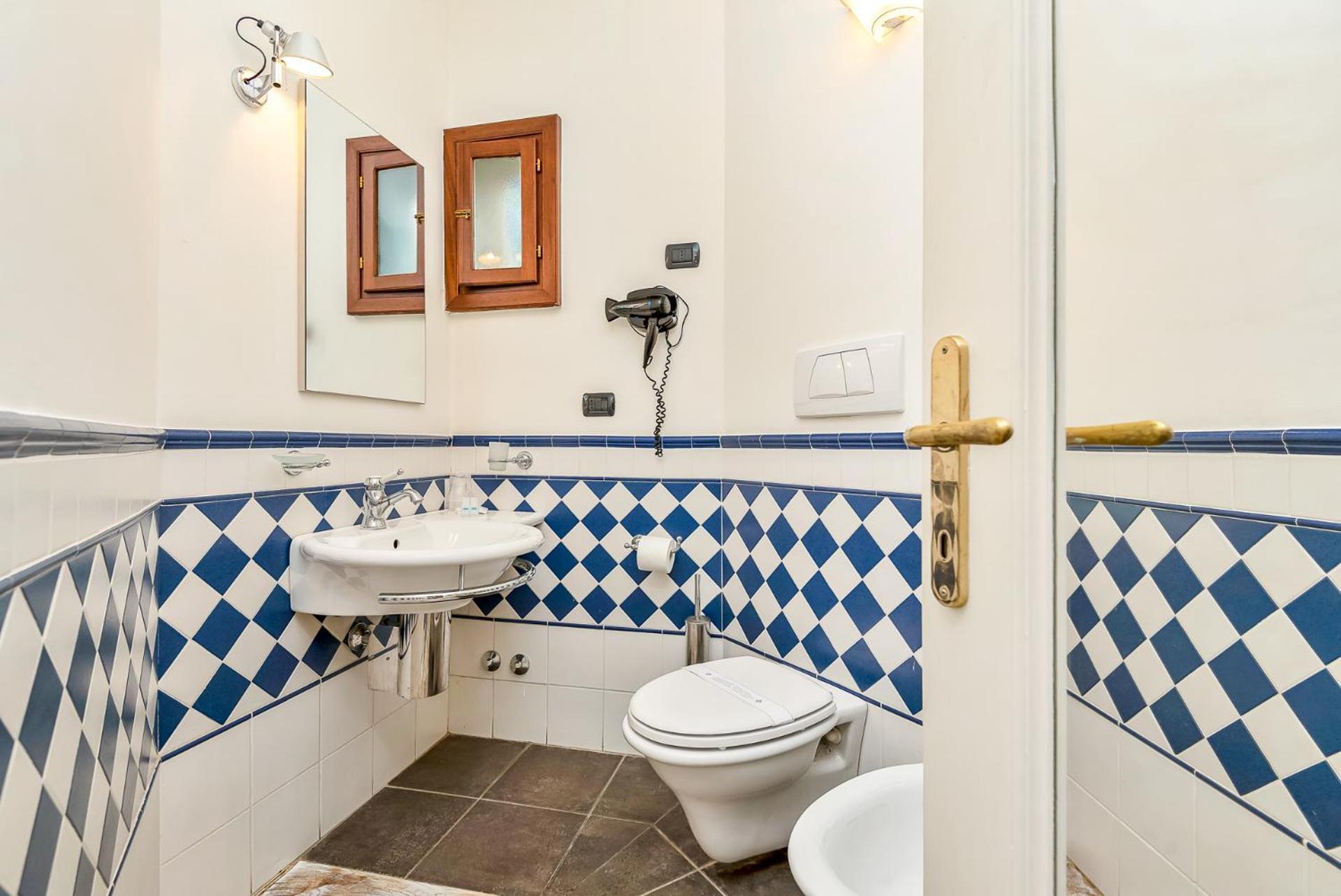 Hotel La Pietra Restaurant Fosdinovo Zewnętrze zdjęcie
